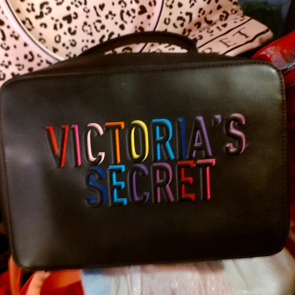 PINK Victoria's Secret Handbags - Victoria's secret train case